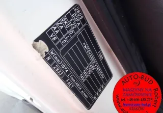 Ford Transit T260 2002 2,5 TD mały przebieg Jeszcze posłuży! — zdjęcie 5