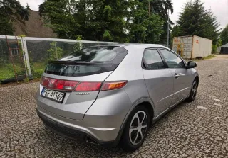 HONDA Civic * 1.8 benzyna + nowy LPG * 2006r — zdjęcie 3