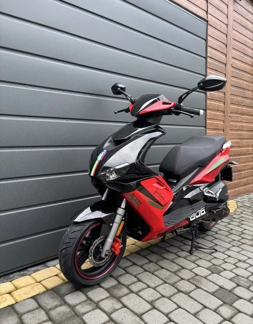 Skuter 125cm3 Junak 806 Stan Idealny! Lampy LED! Niski przebieg!