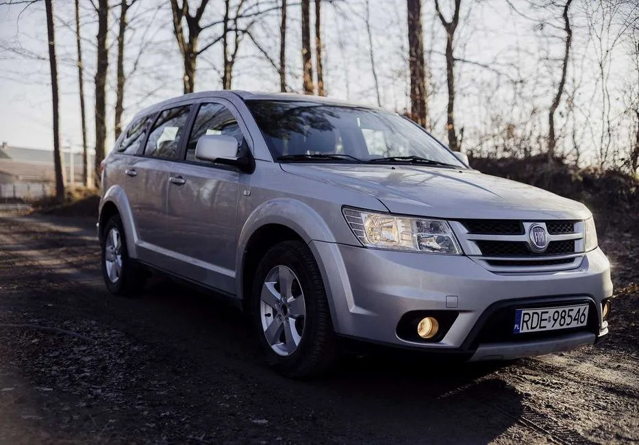 Fiat Freemont 2.0 MultiJet – 7-osobowy, manual, polift, gotowy do jazdy