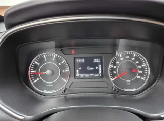 1.5 Benzyna**2022**JAK NOWY**29.000km**Skóra**Kamera** — photo 8