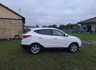 Hyundai ix35 2.0 — zdjęcie 8
