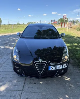 Alfa Romeo Giulietta Sportiva 2.0 JTDm 170 KM | 2012 — zdjęcie 2